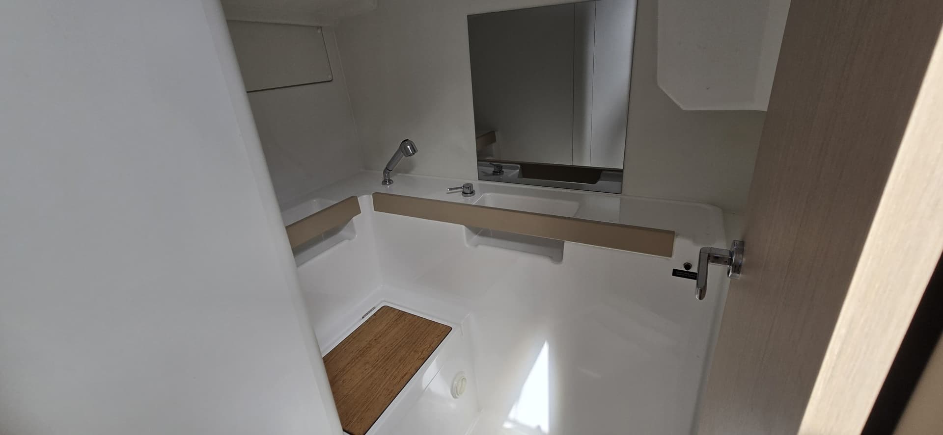 2023 Beneteau Oceanis 38.1