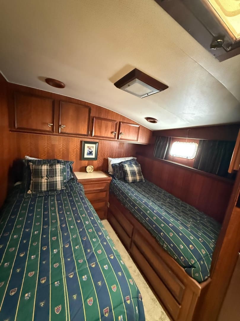 1978 Hatteras 53 Convertible
