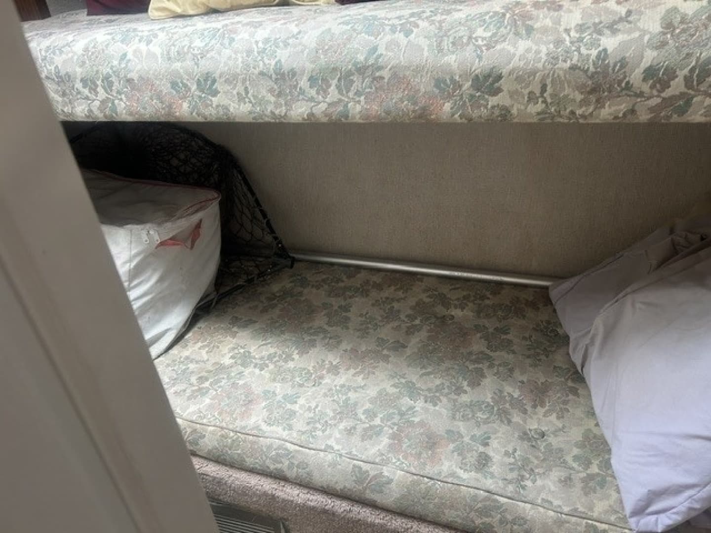 1991 Sea Ray 390 Express
