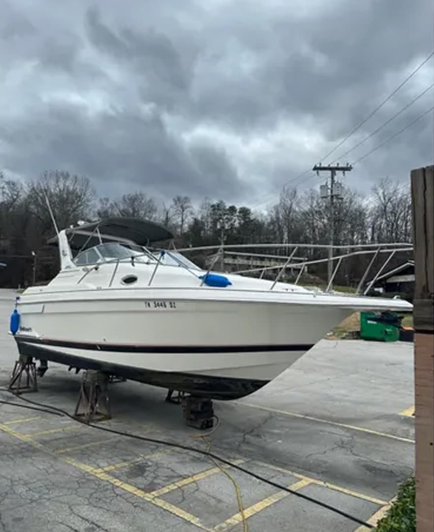1999 Wellcraft 2800 Martinique