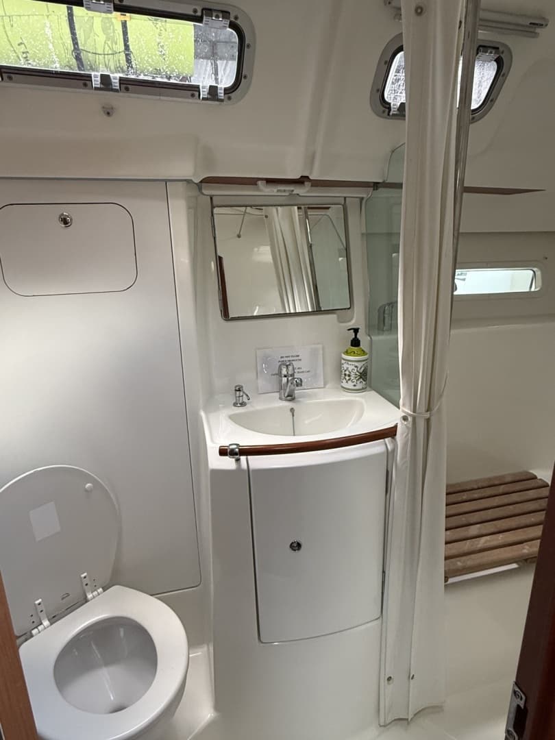 2007 Beneteau 373