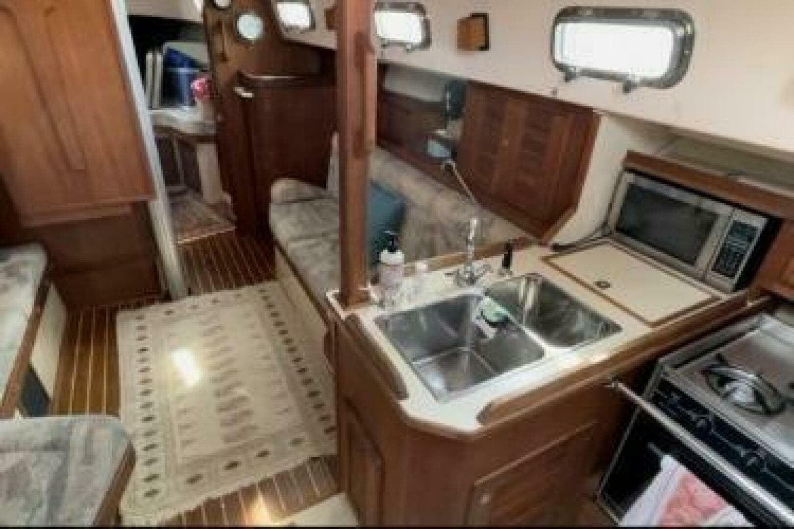 1997 Island Packet 37