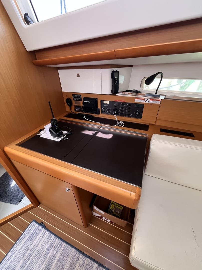 2015 Jeanneau 41 DS