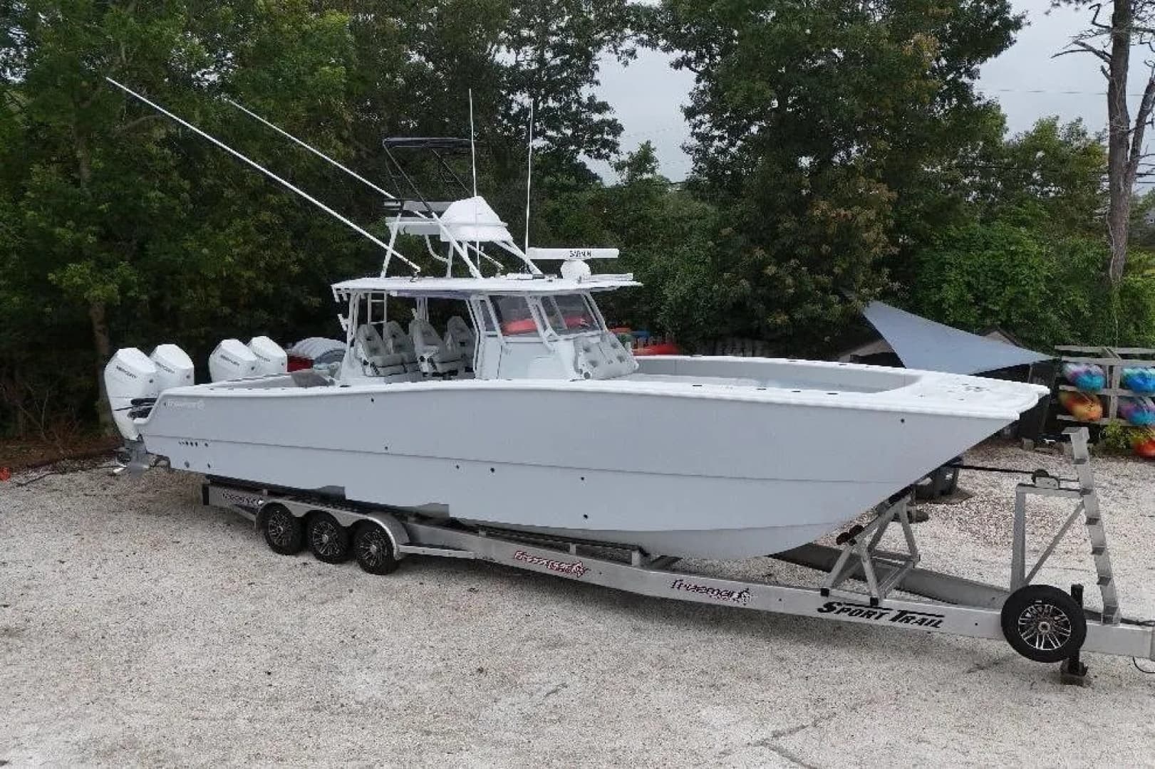 2025 Freeman 42LR