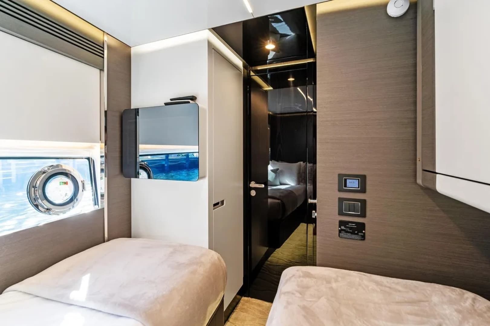 2024 Azimut 