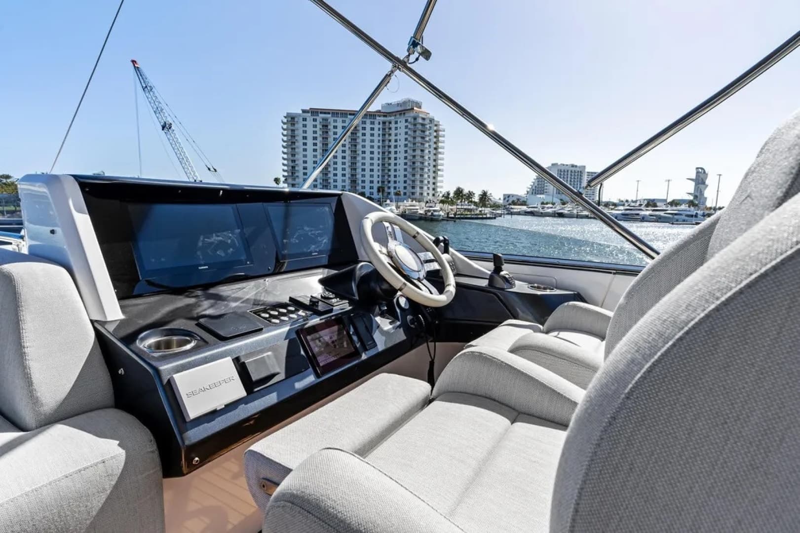 2024 Azimut 