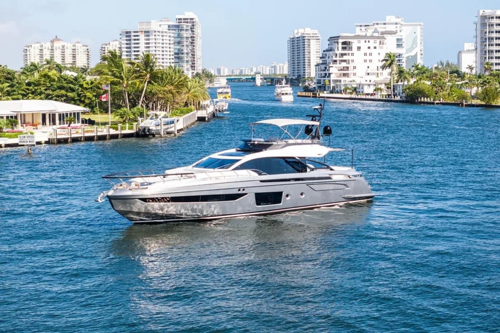 2024 Azimut 