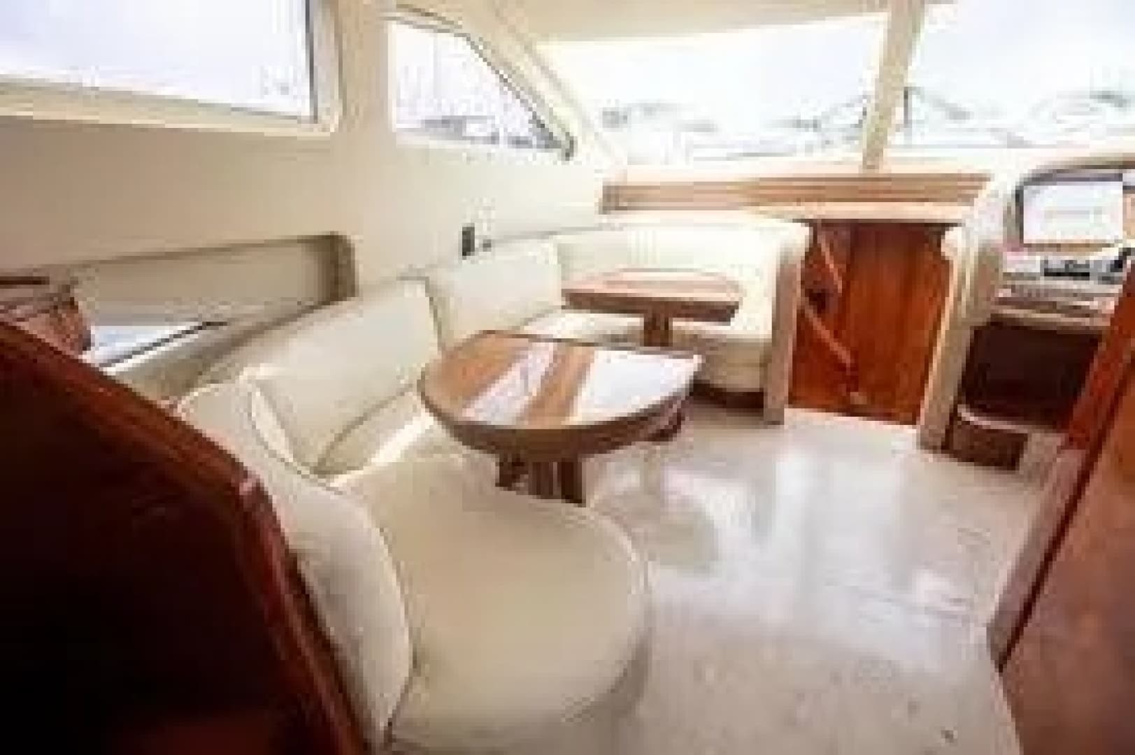2023 Lazzara Yachts 