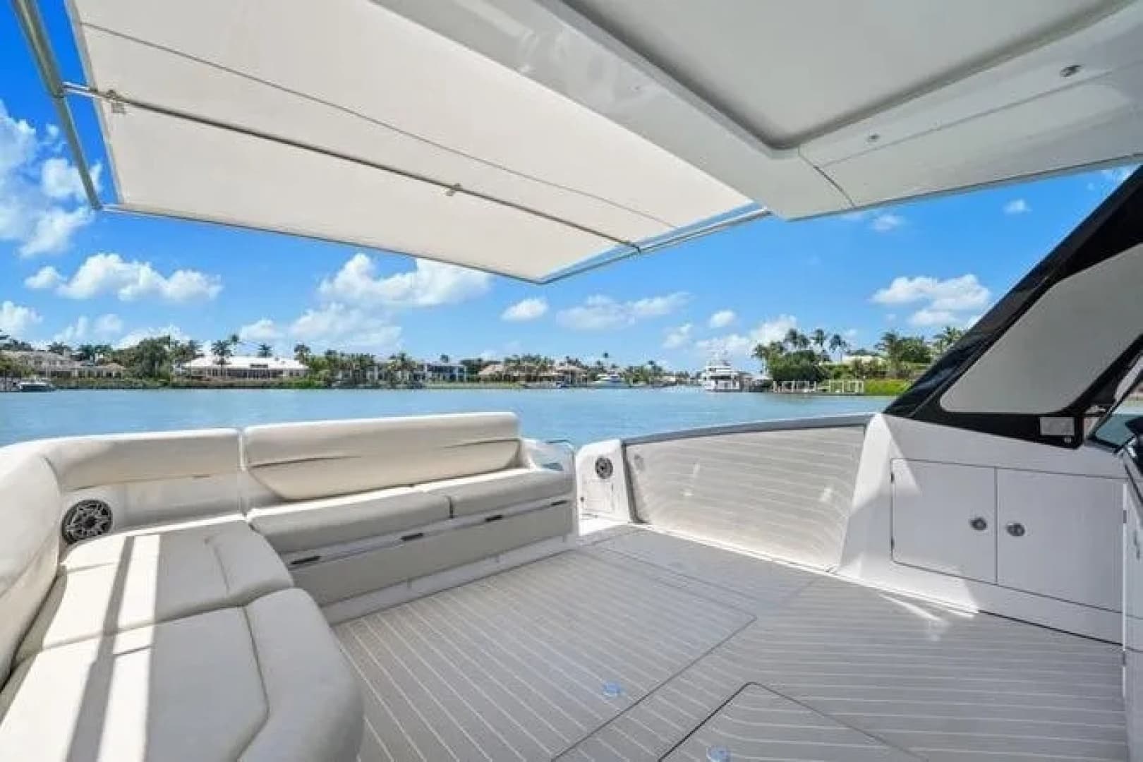 2022 Azimut 