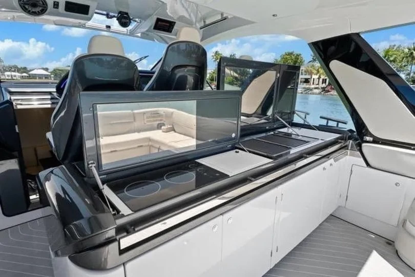 2022 Azimut 