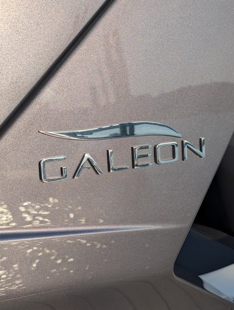 2022 Galeon 