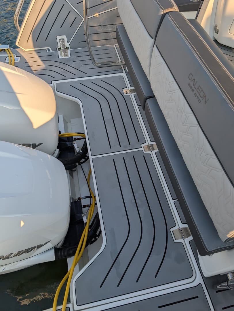 2022 Galeon 