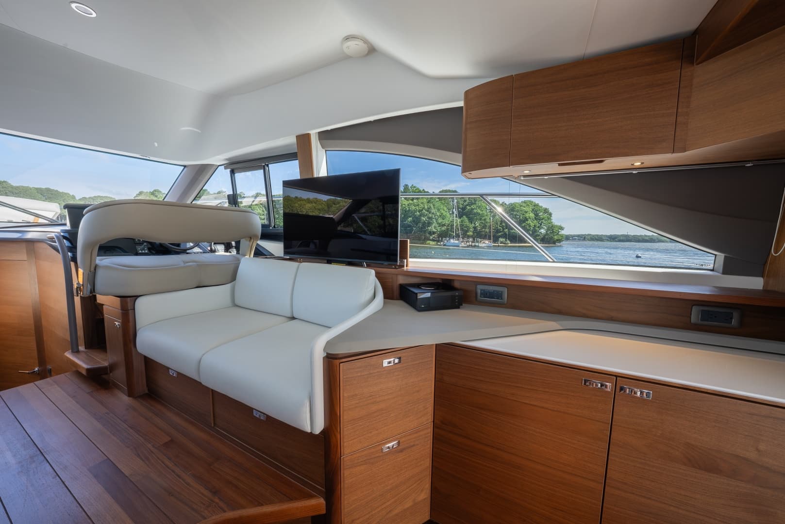 2025 Princess F45