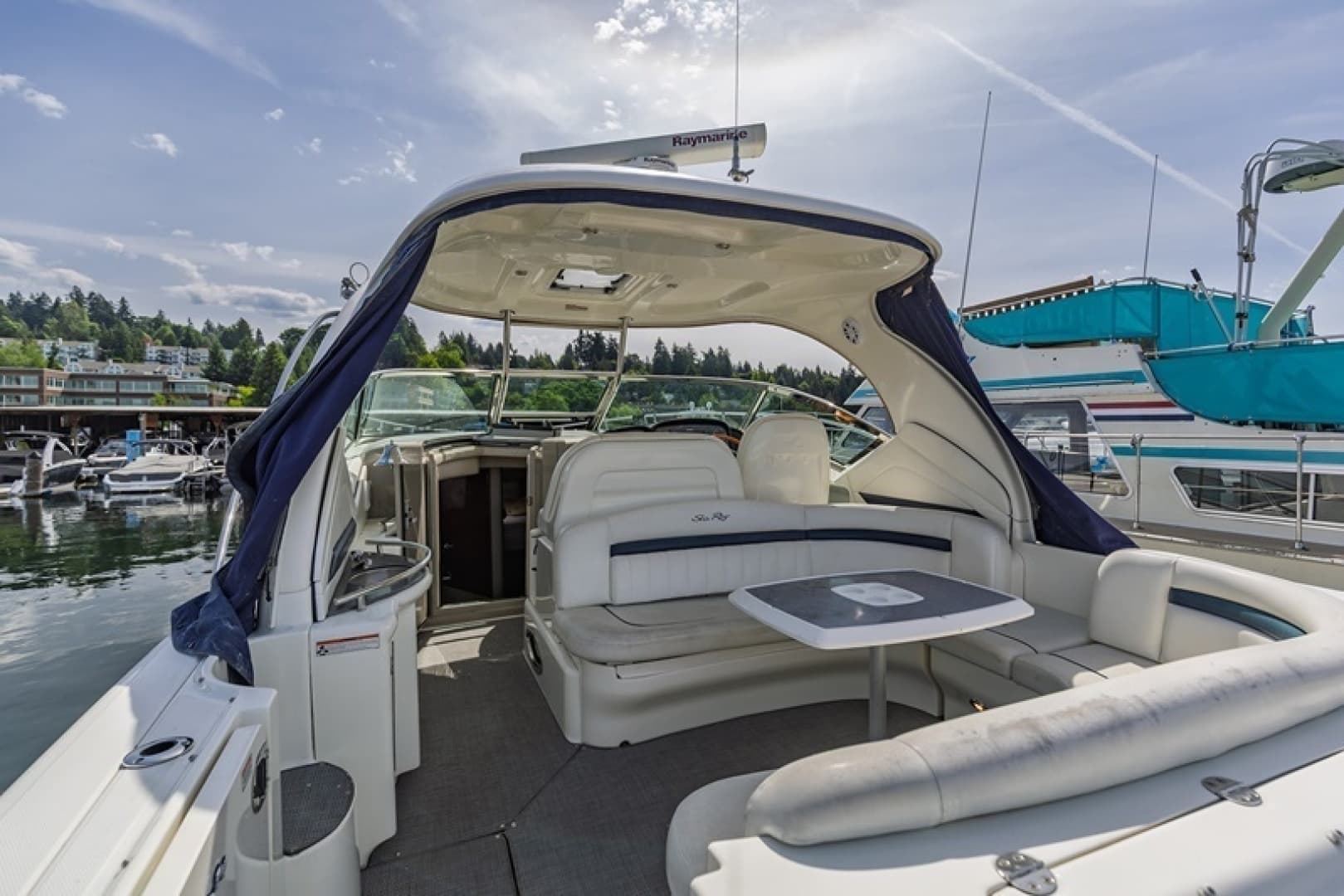 2005 Sea Ray 390 Sundancer