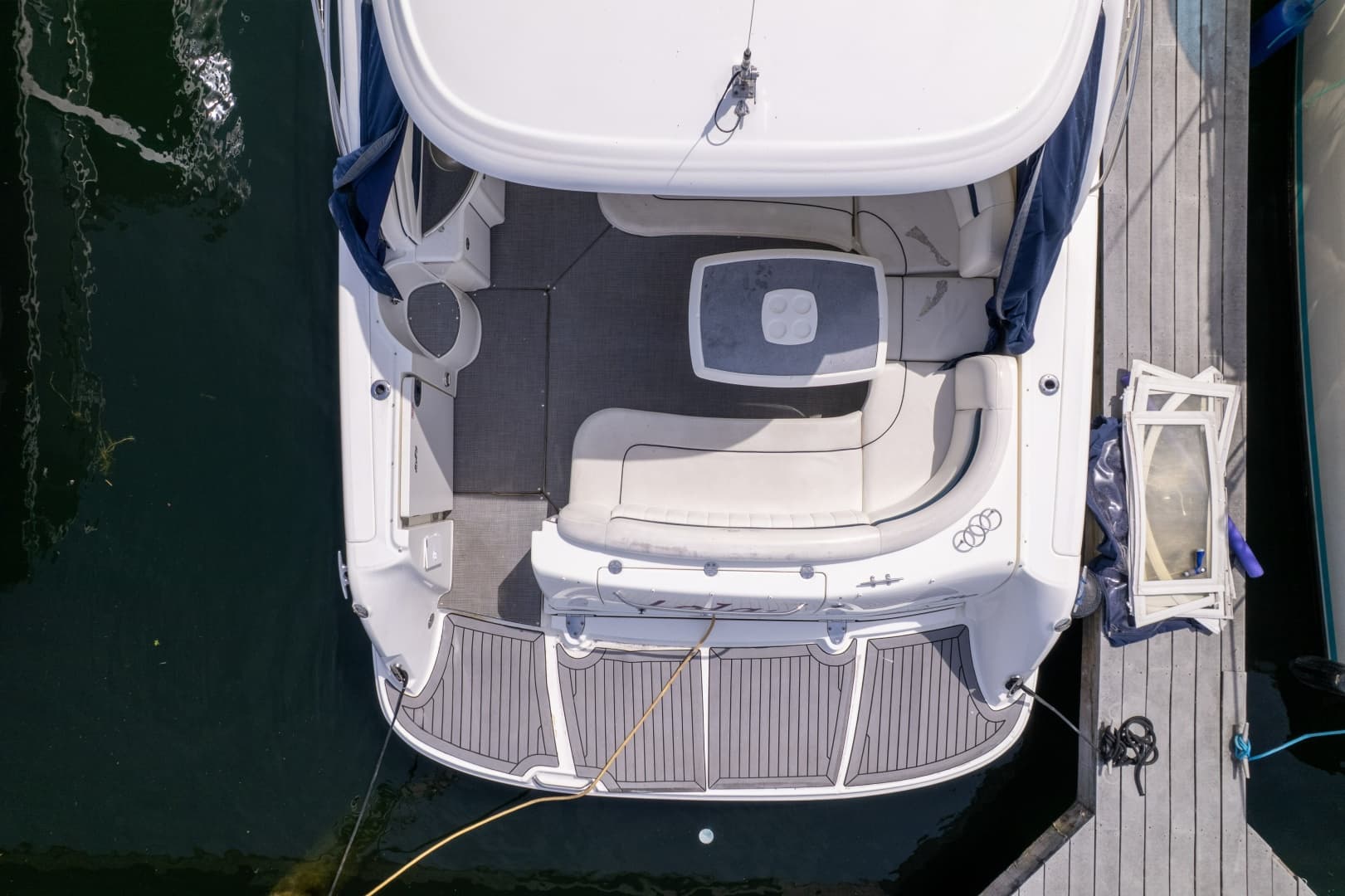 2005 Sea Ray 390 Sundancer