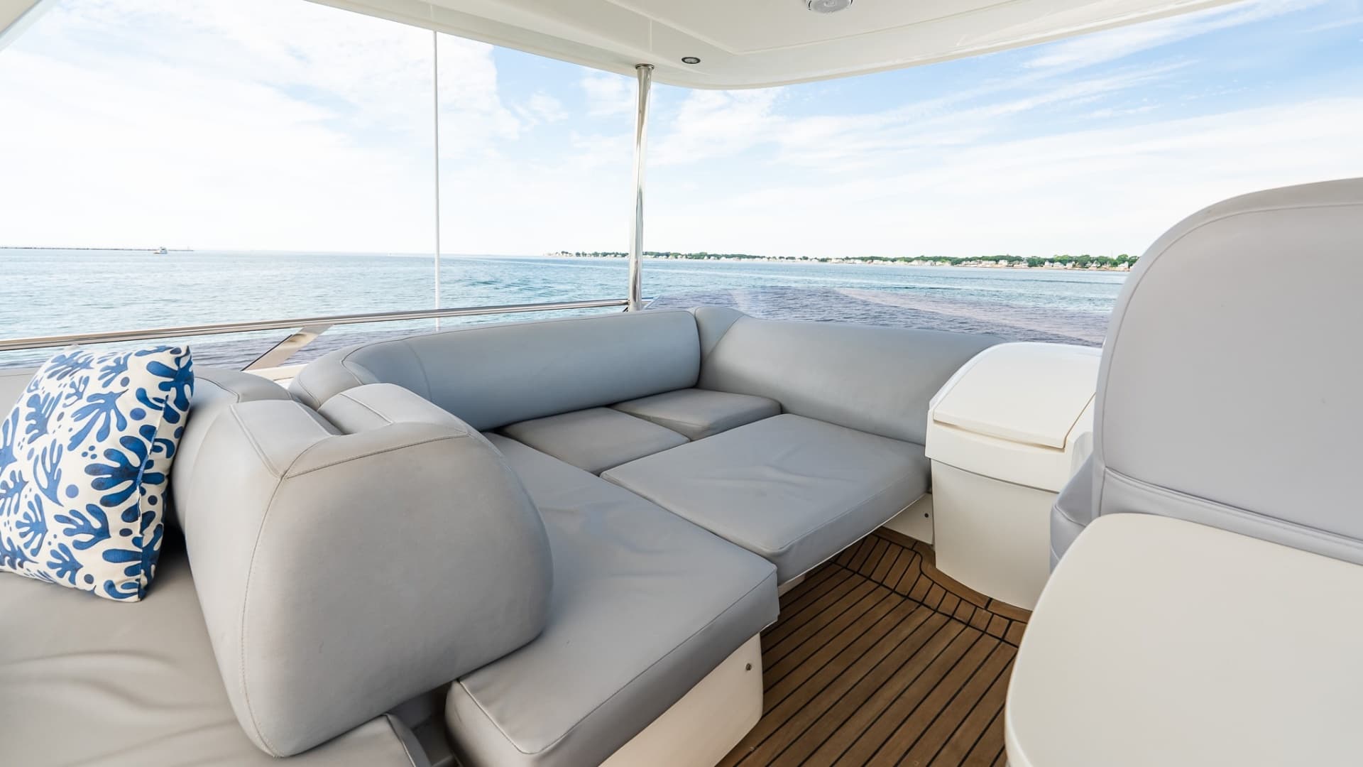 2014 Princess F52