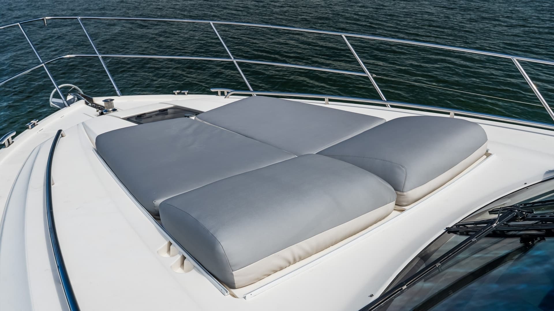 2014 Princess F52
