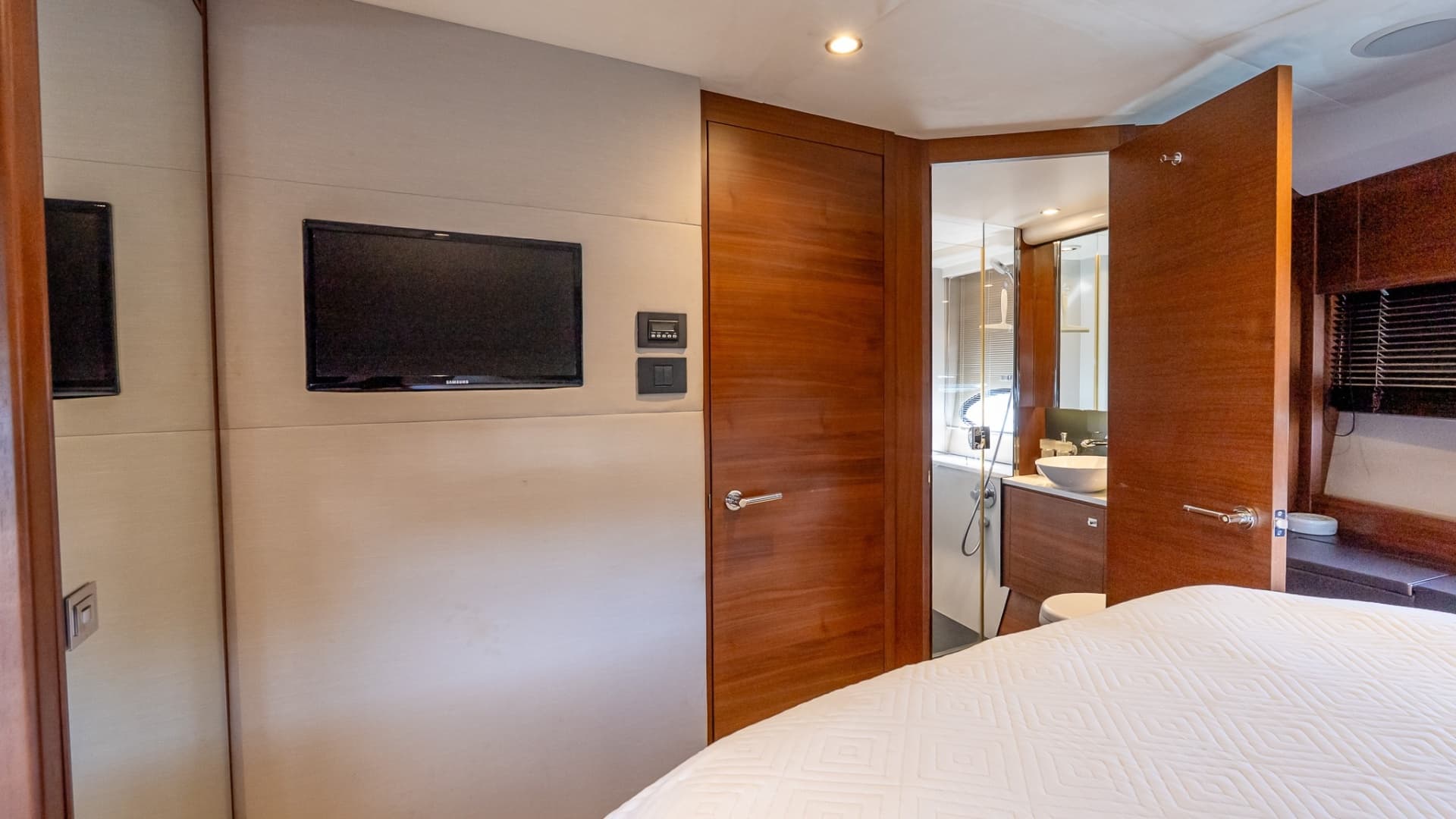 2014 Princess F52