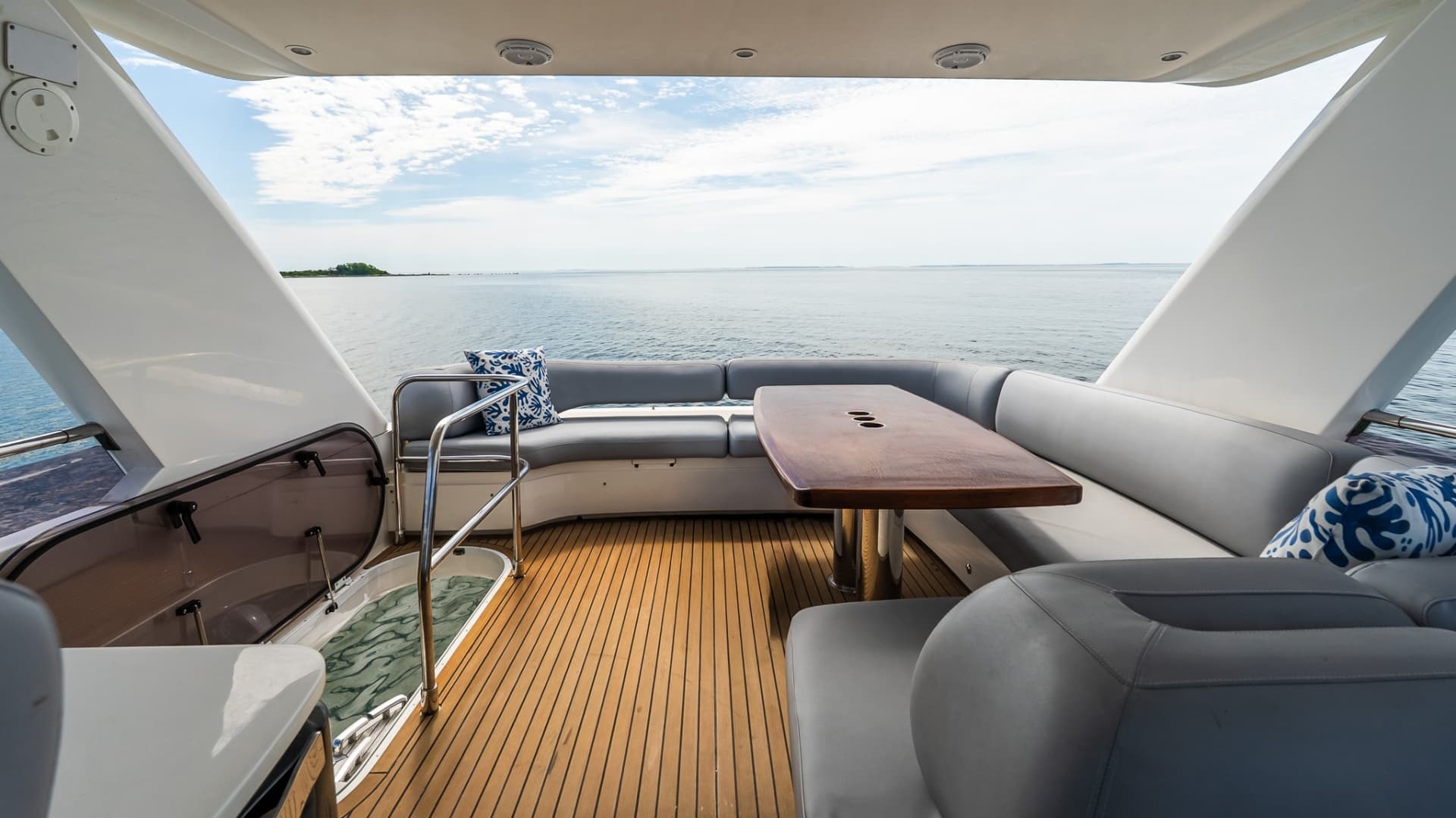 2014 Princess F52