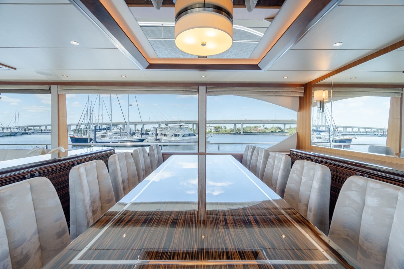 2019 Ocean Alexander 100 Motoryacht