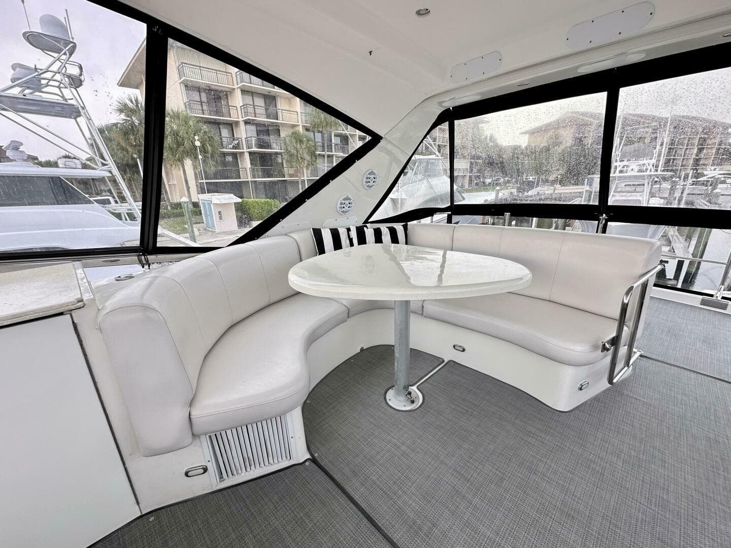 2006 Marquis 59