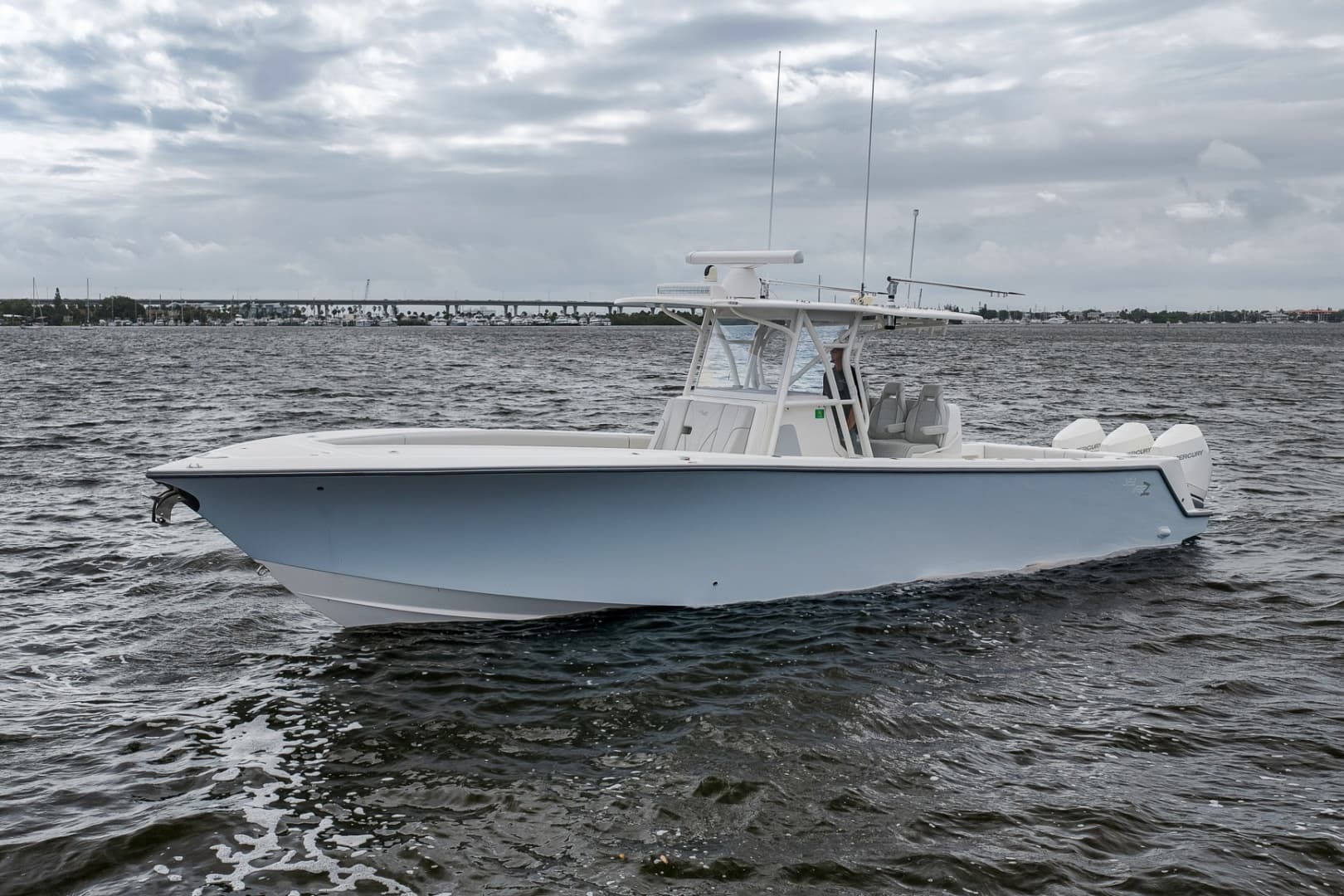 2022 SeaVee 370Z