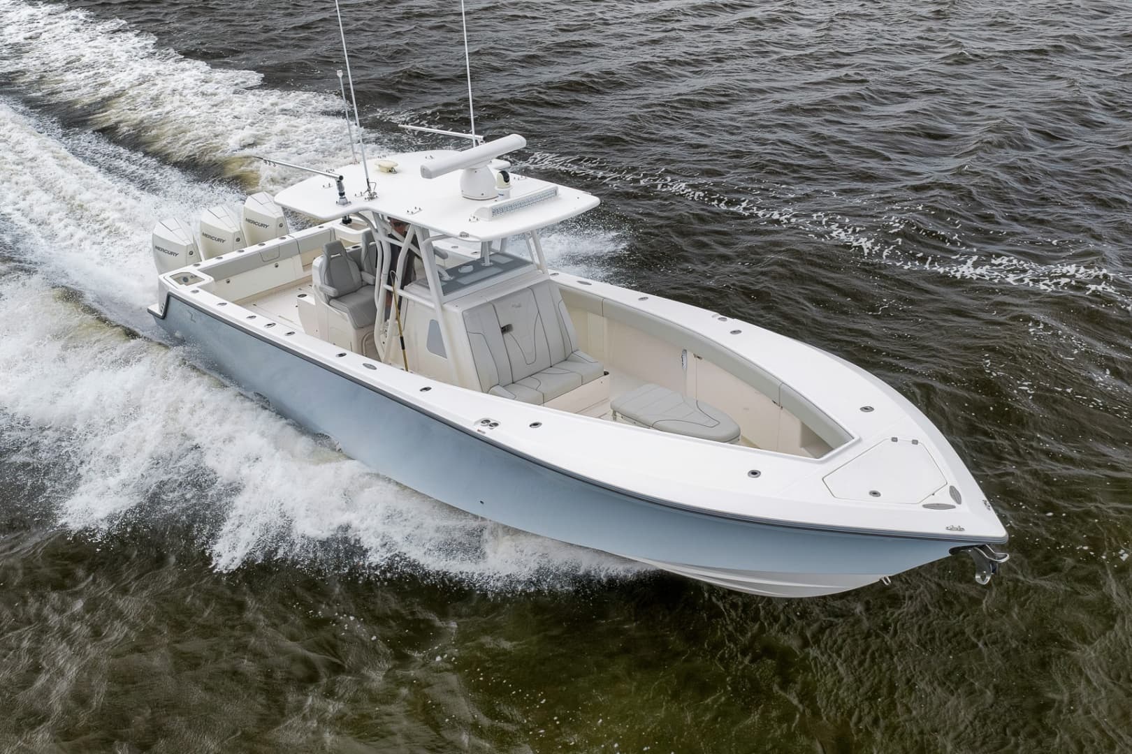 2022 SeaVee 370Z