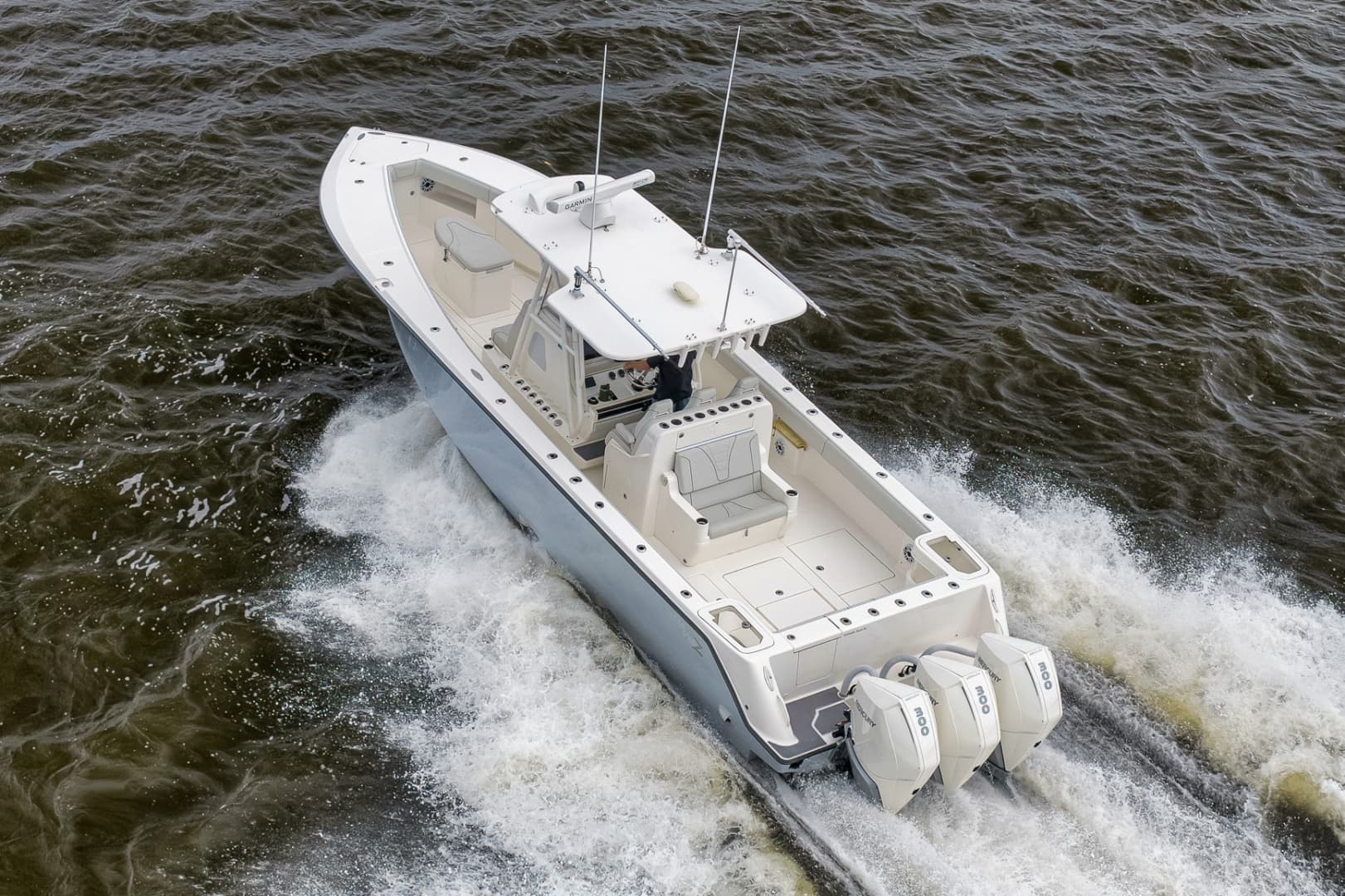 2022 SeaVee 370Z