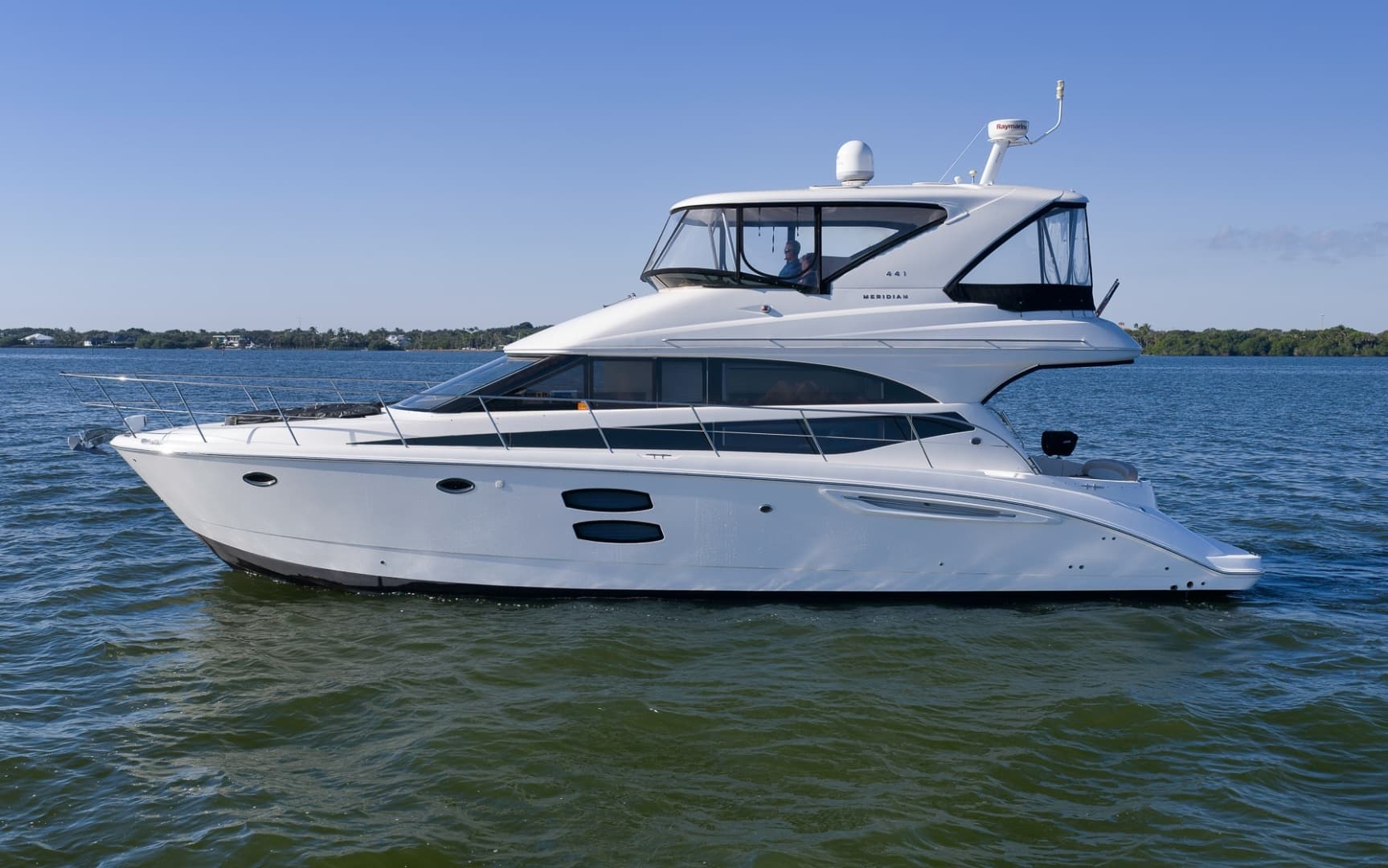 2012 Meridian 441 Sedan