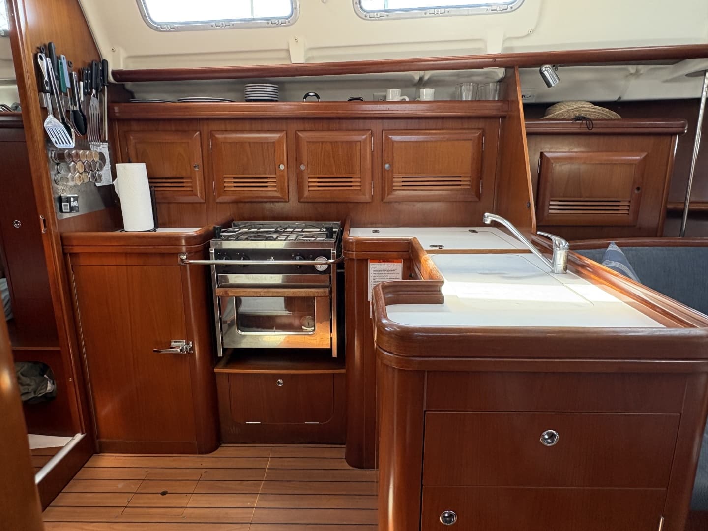 2006 Beneteau 373