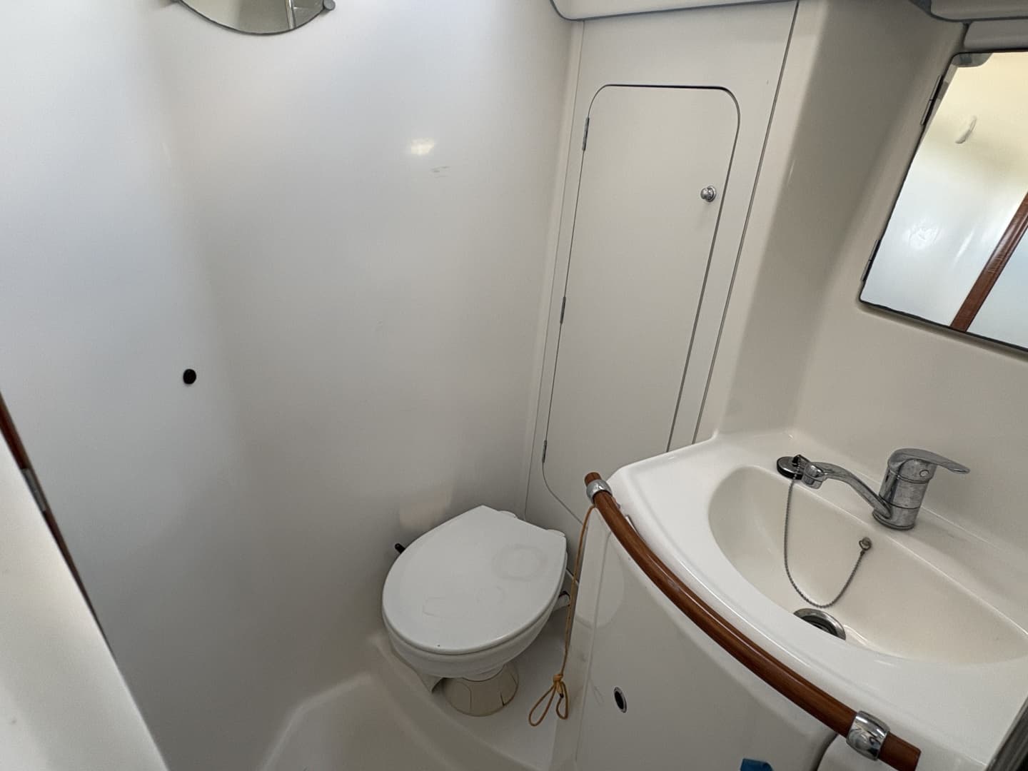 2006 Beneteau 373