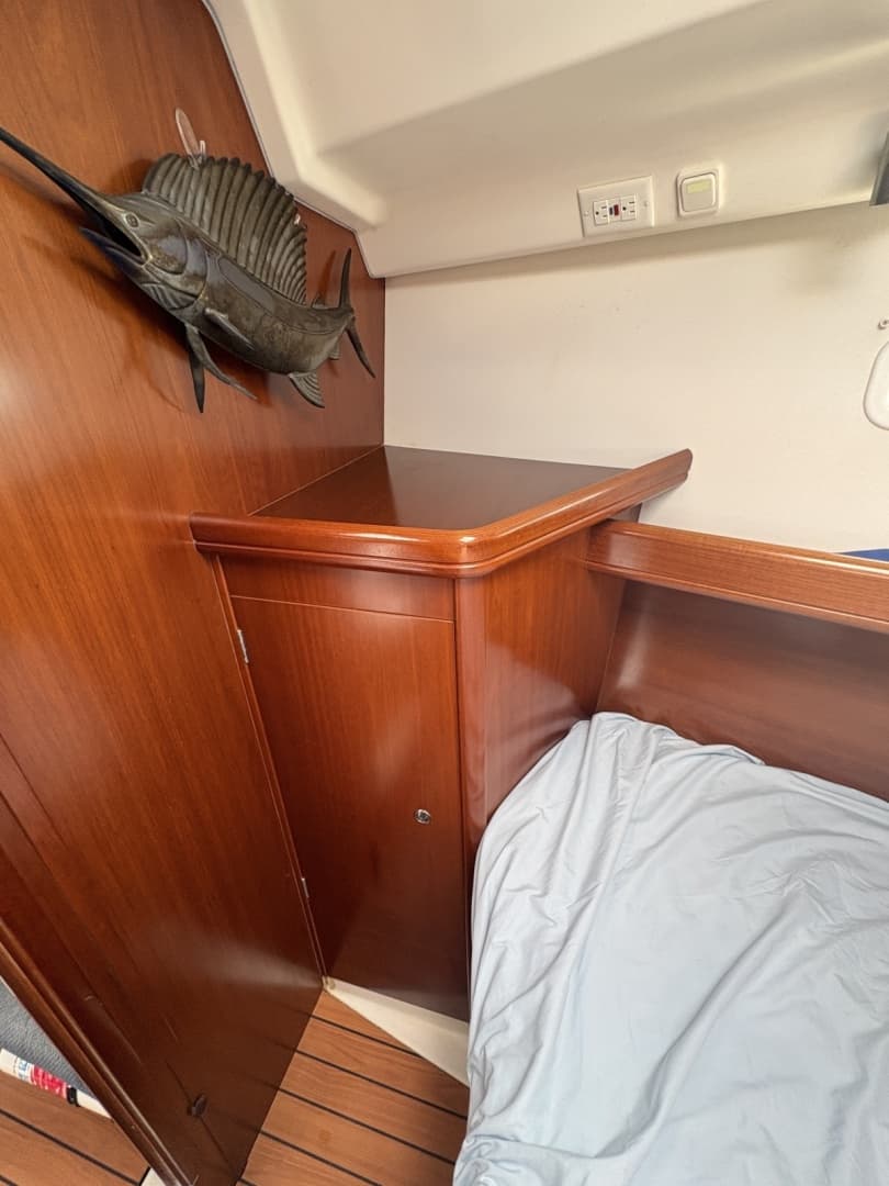 2006 Beneteau 373