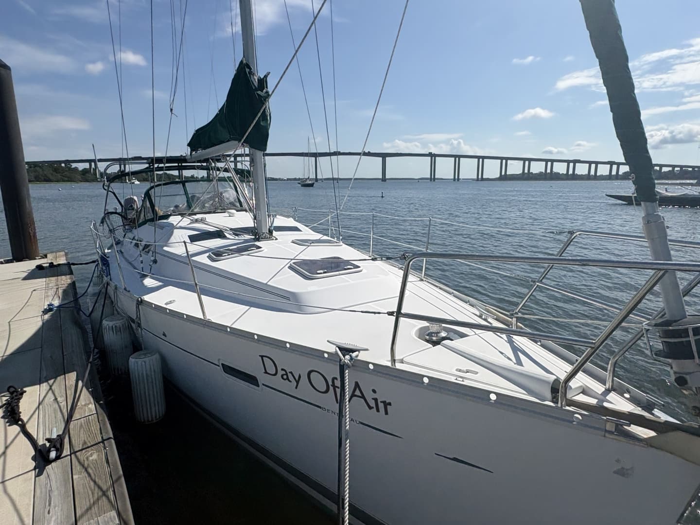 2006 Beneteau 373