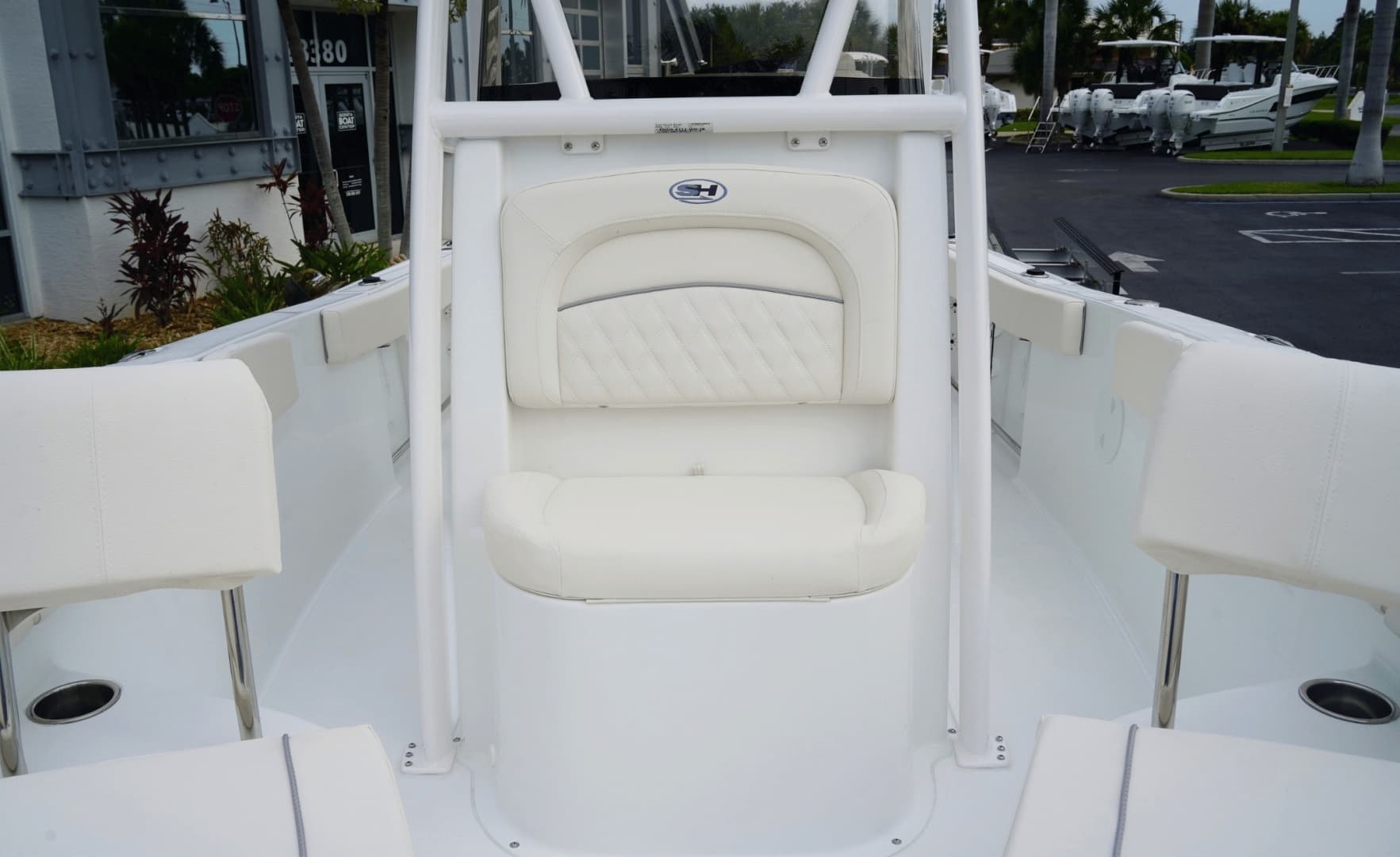 2027 Sea Hunt Ultra 229