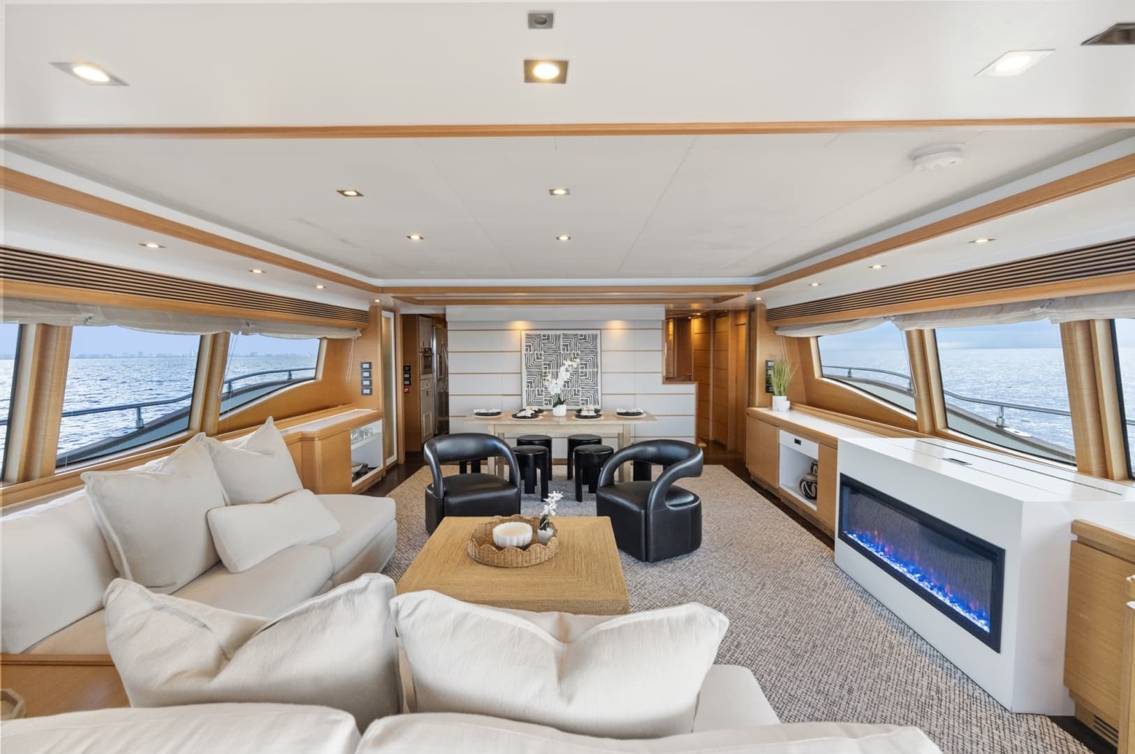 2011 Ferretti Yachts Custom Line