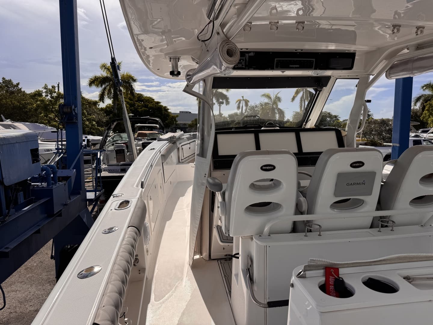 2016 Everglades 435 CC