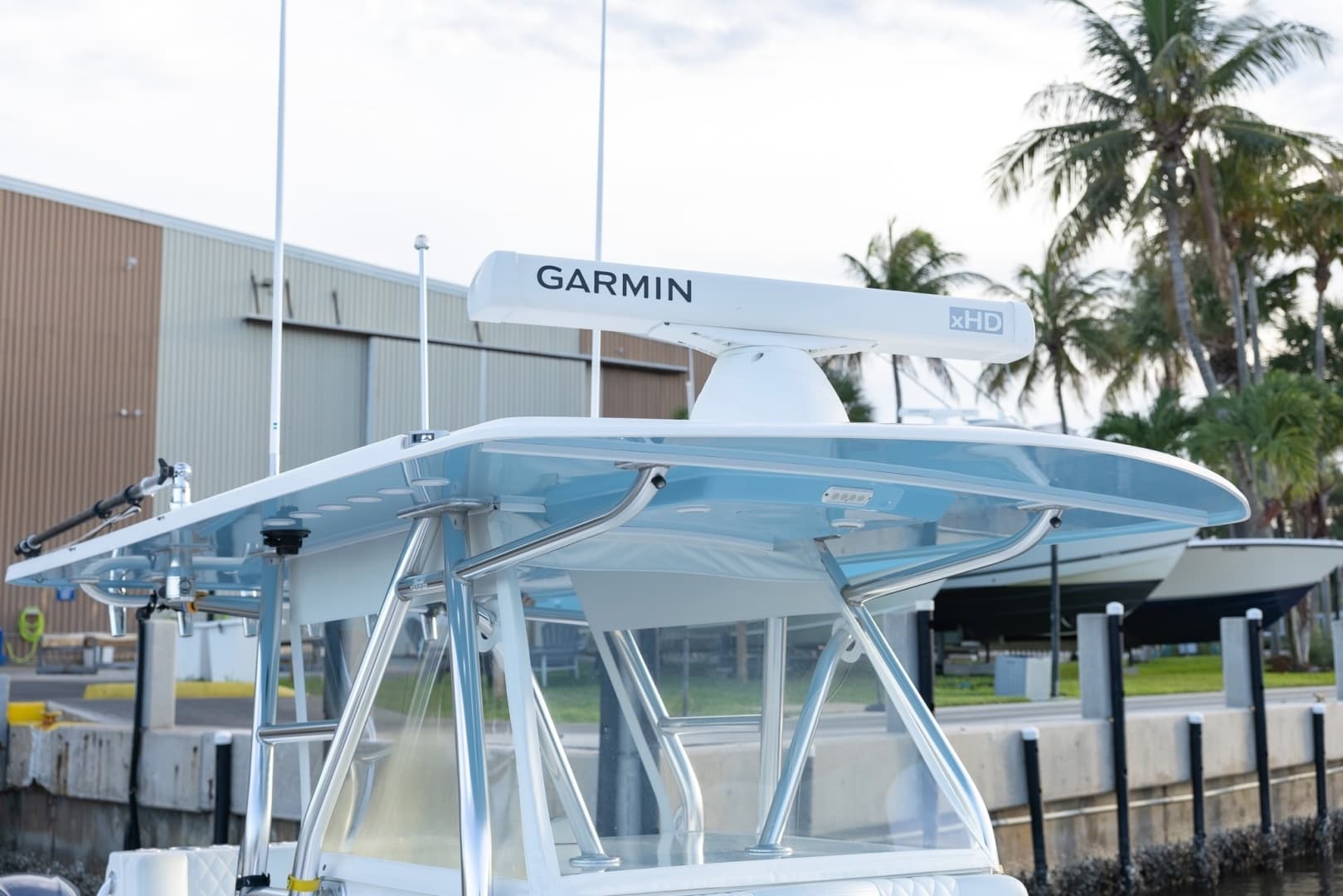 Invincible 36 - Garmin