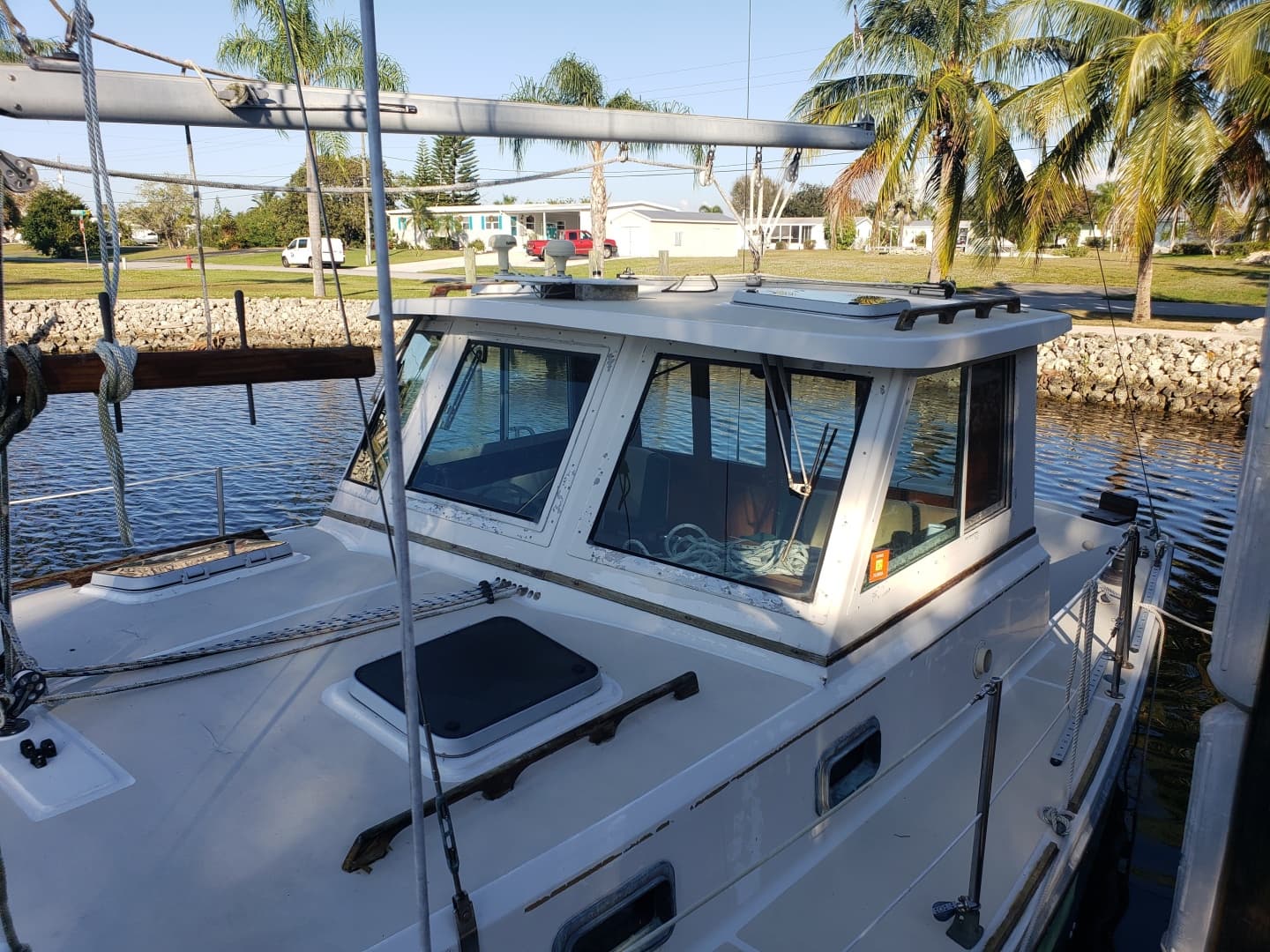 1989 Cape Dory MS300