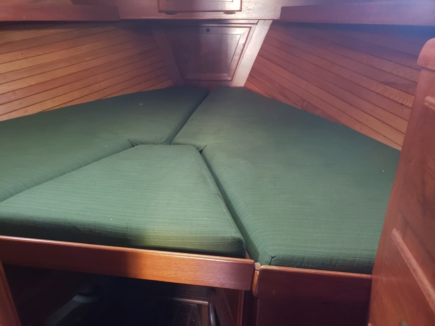 1989 Cape Dory MS300