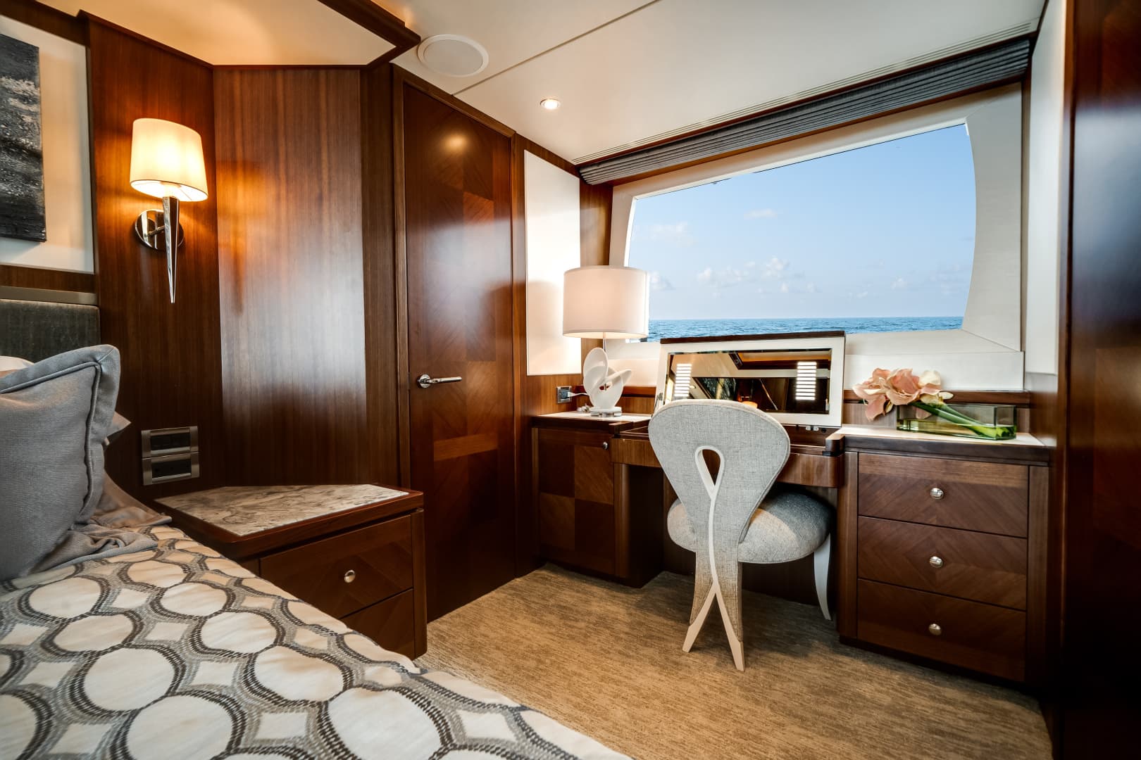 2018 Ocean Alexander 100 MY