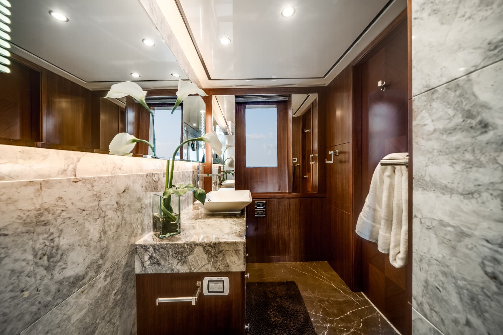 2018 Ocean Alexander 100 MY