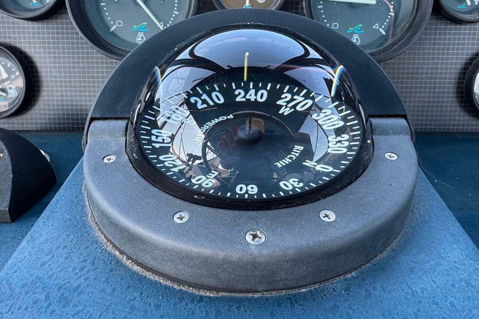 1988 Sea Ray 415 Aft Cabin