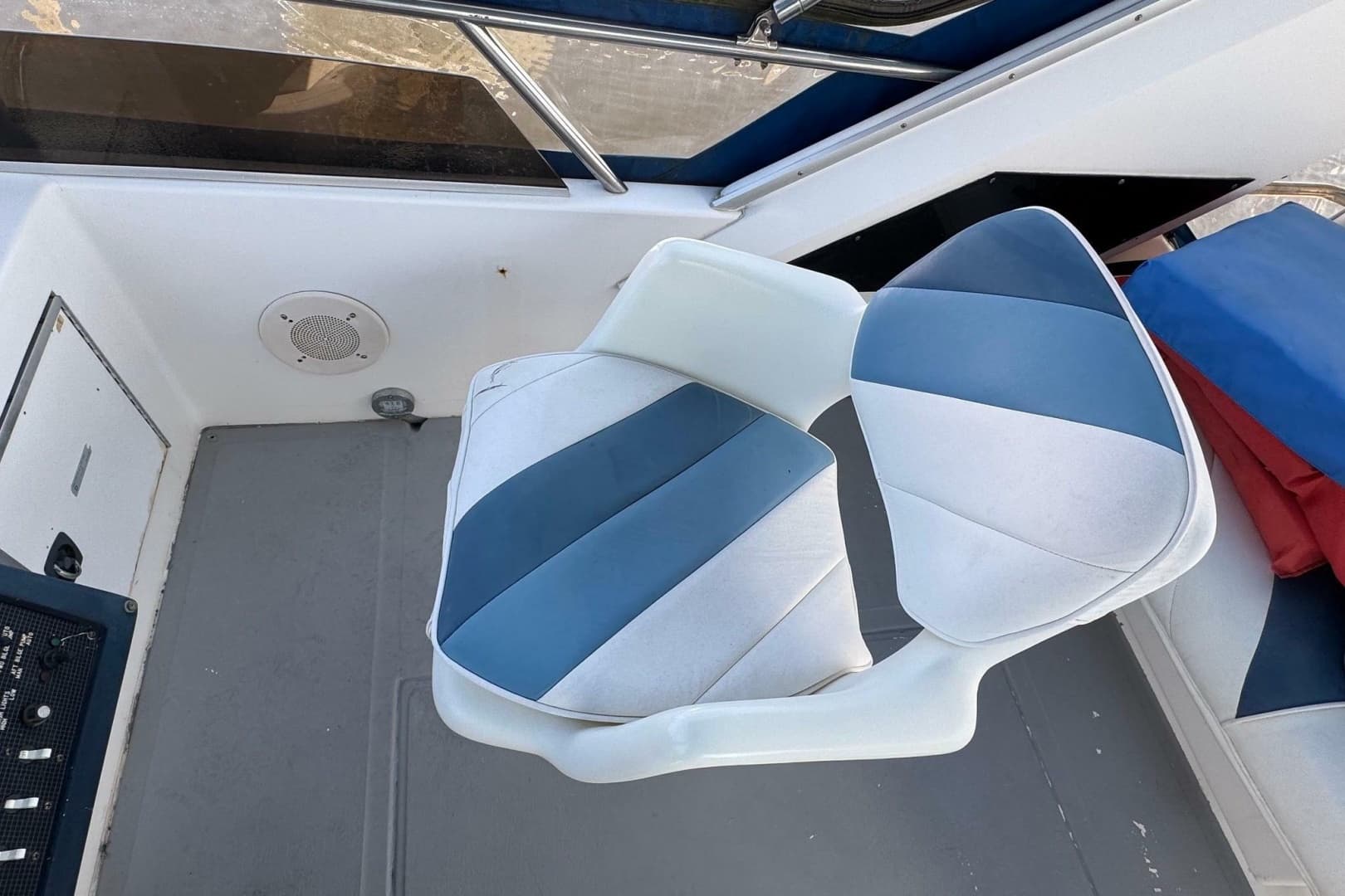1988 Sea Ray 415 Aft Cabin