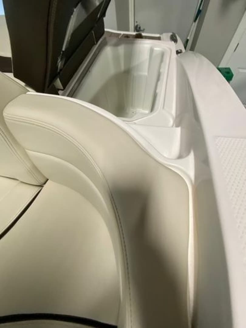 2020 Chaparral 24 SSI
