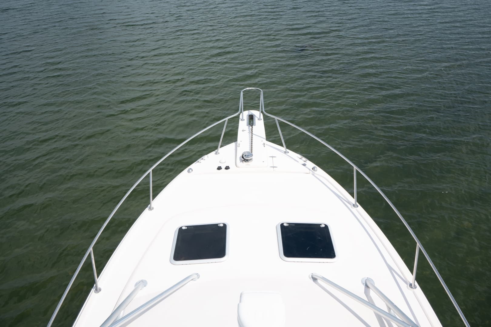 2009 Grady-White Express 330