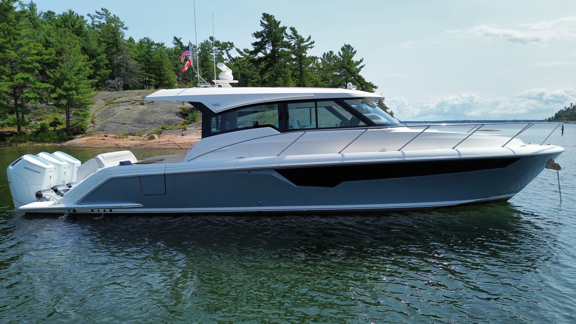 2025 Tiara Yachts 48 LE