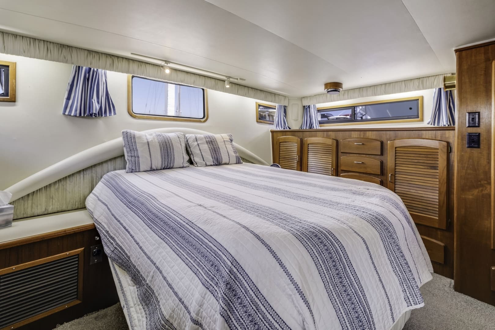 1989 Californian 45 Motor Yacht