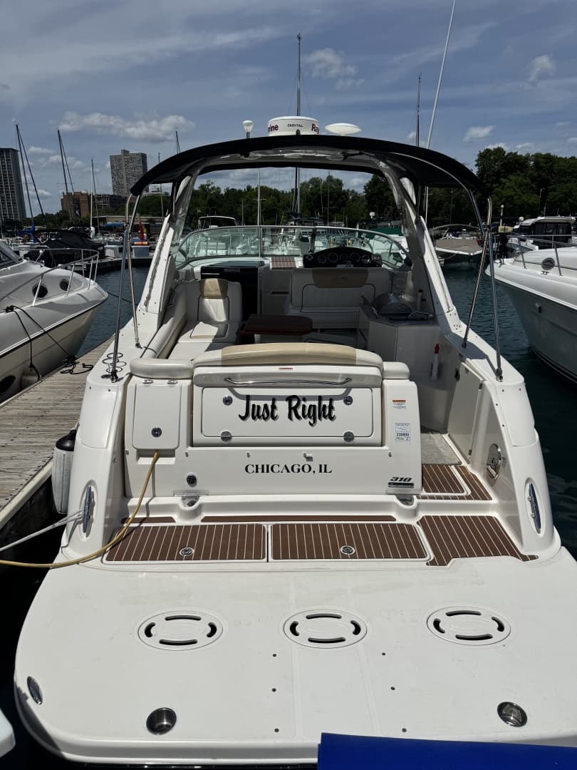 2010 Sea Ray 310 Sundancer