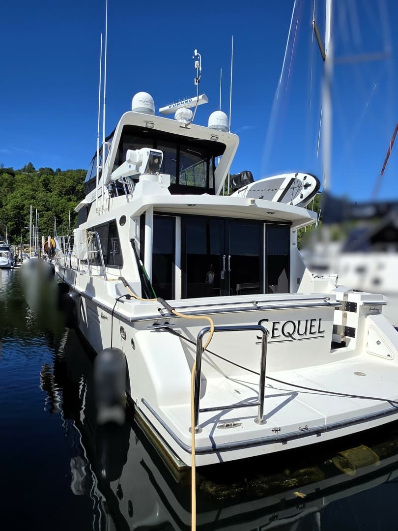 2000 Symbol 50 Pilothouse