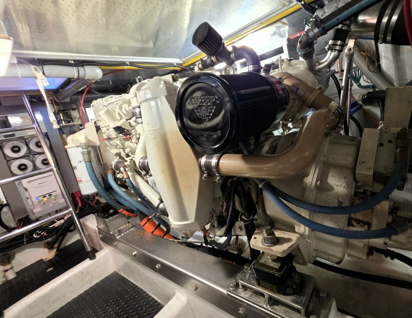 2000 Symbol 50 Pilothouse